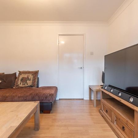 Best Price! Large Home For 4 - Smart Tv - Comfy Beds - Garden - 4 Single Beds Or 2 Doubles! Portsmouth Exterior foto
