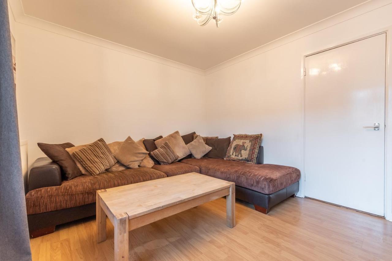 Best Price! Large Home For 4 - Smart Tv - Comfy Beds - Garden - 4 Single Beds Or 2 Doubles! Portsmouth Exterior foto